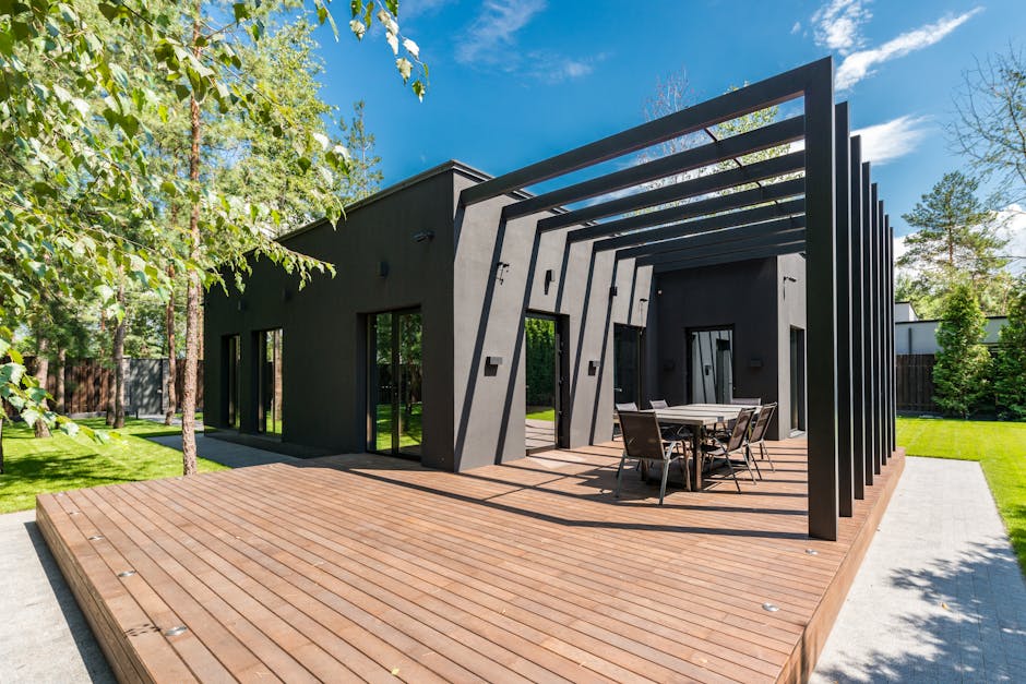 Top Rated Outdoor Decking Materials for Your Home article image